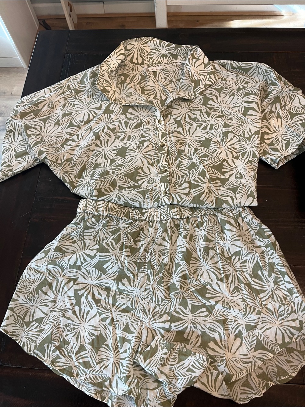 Shirt shorts set